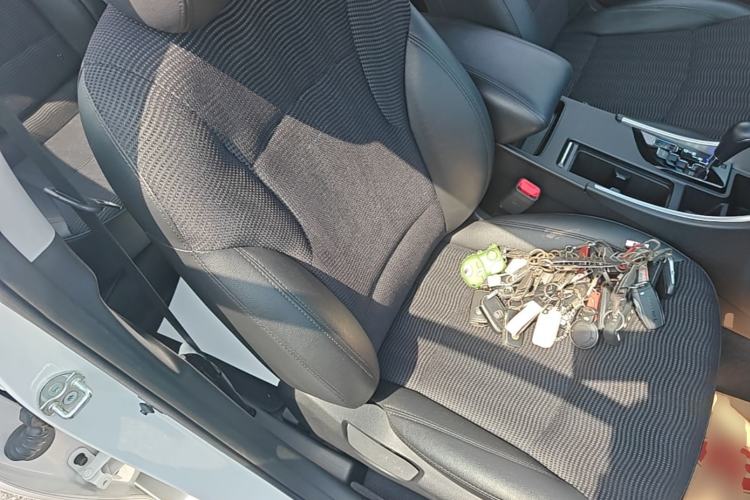 Used Hyundai Sonata 2015 Classic 2.0L Automatic Leading Edition Right Front Seat
