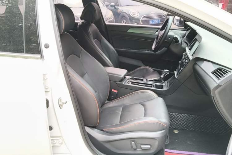 Used Hyundai Sonata 2015 1.6T GLS Smart Model Right Front Seat