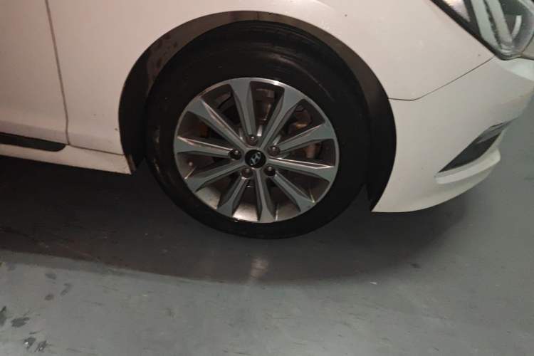 Used Hyundai Sonata 2015 1.6T GLS Smart Model Right Front Wheel Hub