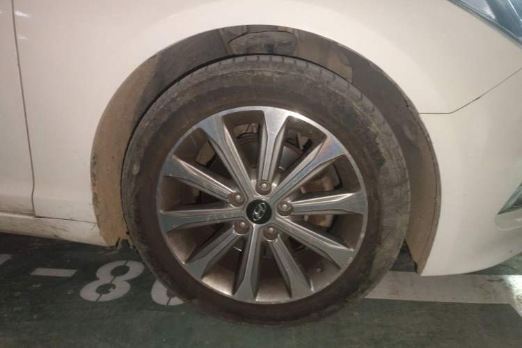 Used Hyundai Sonata 2015 1.6T GS Fashion Edition Right Front Wheel Hub