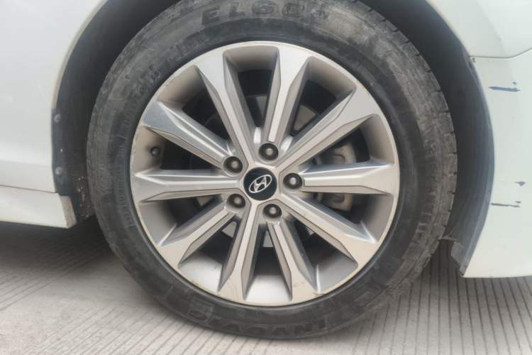 Used Hyundai Sonata 2015 1.6T GLS Smart Model Right Front Wheel Hub