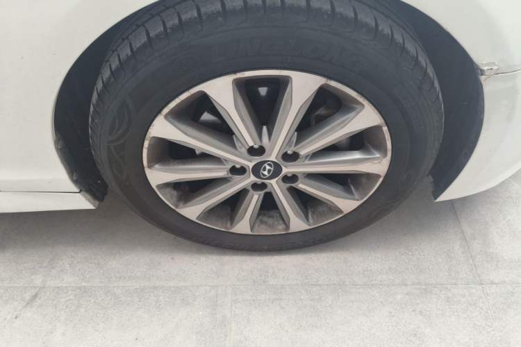Used Hyundai Sonata 2015 1.6T GLS Smart Model Right Front Wheel Hub