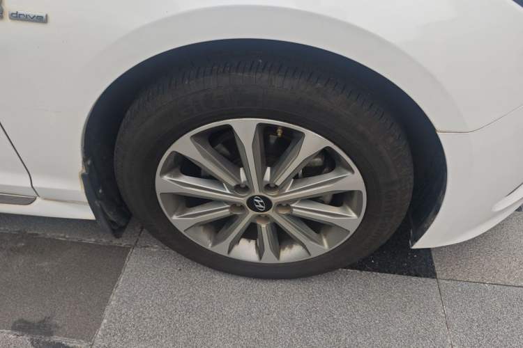 Used Hyundai Sonata 2015 1.6T GLS Smart Model Right Front Wheel Hub