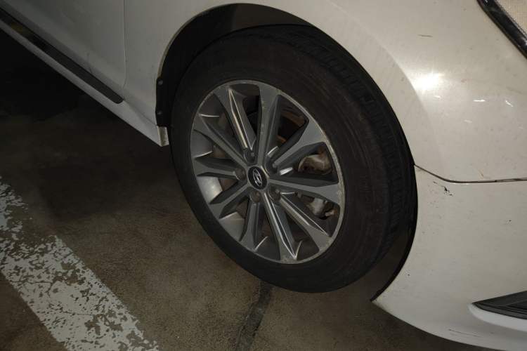 Used Hyundai Sonata 2015 1.6T GLS Smart Model Right Front Wheel Hub
