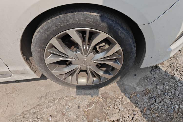 Used Hyundai Sonata 2015 1.6T DLX Prestige Model
