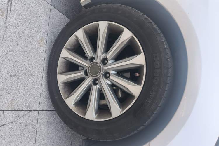Used Hyundai Sonata 2015 1.6T GS Fashion Edition Right Front Wheel Hub
