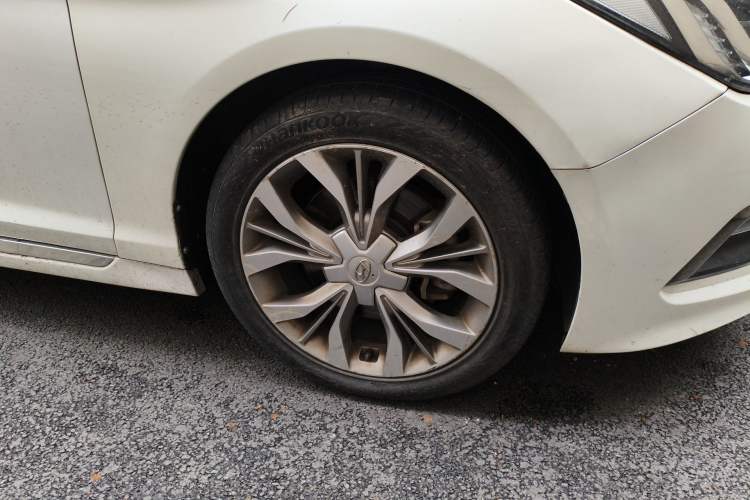 Used Hyundai Sonata 2015 1.6T GLX Advanced Model Right Front Wheel Hub