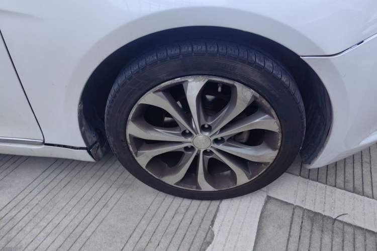 Used Hyundai Sonata 2015 Classic 2.4L Automatic Luxury Version China V Standard Right Front Wheel Hub
