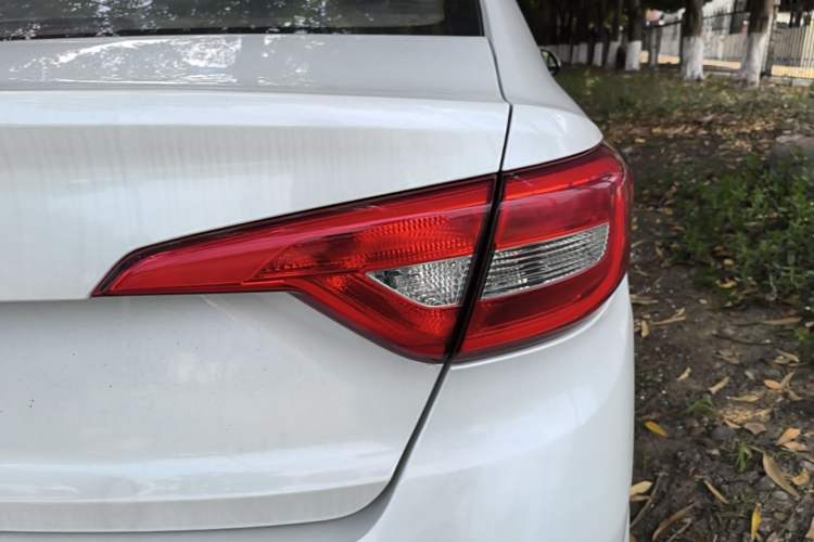 Used Hyundai Sonata 2015 1.6T GLS Smart Model Right Rear Taillight