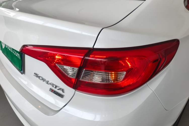 Used Hyundai Sonata 2015 1.6T GLS Smart Model Right Rear Taillight