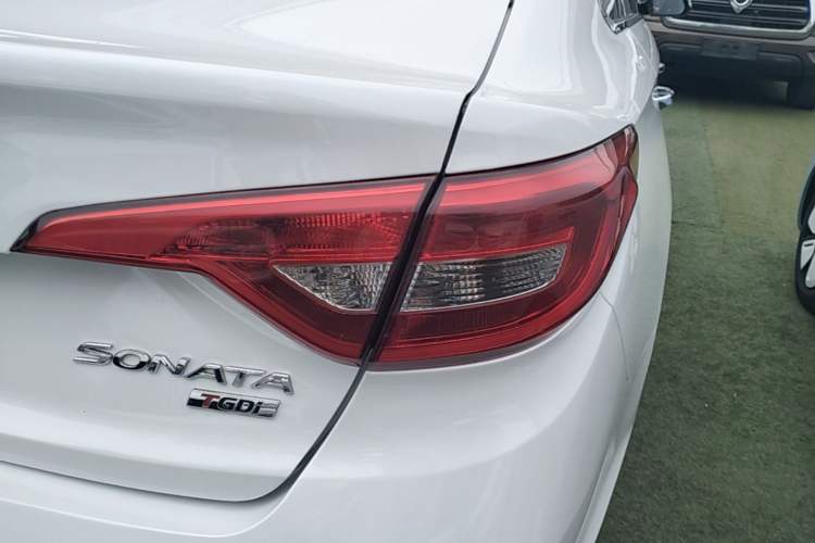 Used Hyundai Sonata 2015 1.6T GLS Smart Model Right Rear Taillight