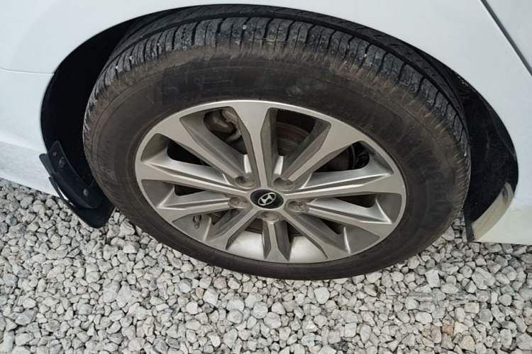 Used Hyundai Sonata 2015 1.6T GLS Smart Model Right Rear Wheel Hub