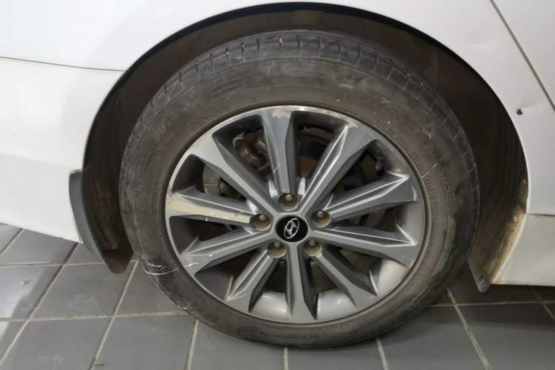 Used Hyundai Sonata 2015 1.6T GLS Smart Model Right Rear Wheel Hub