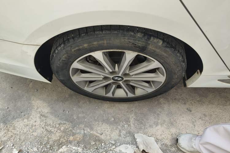 Used Hyundai Sonata 2015 1.6T GLS Smart Model Right Rear Wheel Hub