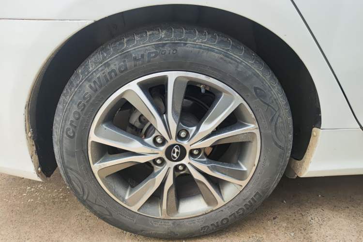 Used Hyundai Sonata 2015 Classic 2.4L Automatic Leading Edition China IV Standard Right Rear Wheel Hub