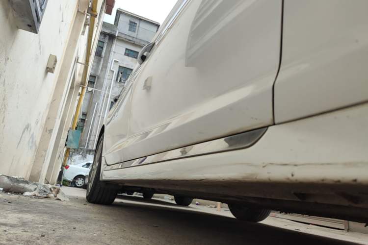Used Hyundai Sonata 2015 1.6T GLS Smart Model Right Side Sill