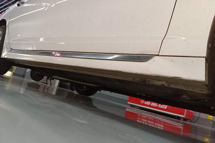 Used Hyundai Sonata 2015 1.6T GLS Smart Model Right Side Sill