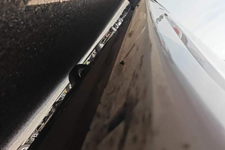 Used Hyundai Sonata 2015 Classic 2.0L Automatic Leading Edition Right Side Sill