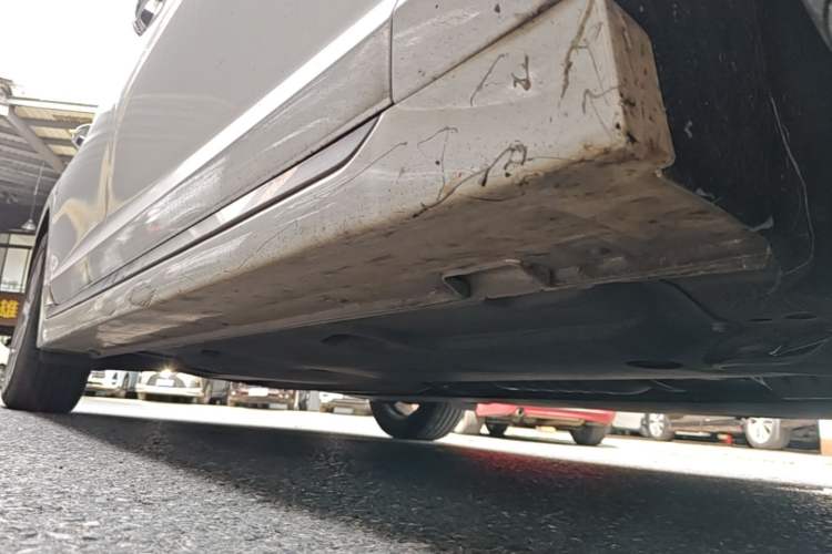 Used Hyundai Sonata 2015 1.6T GLS Smart Model Right Side Sill