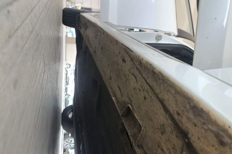 Used Hyundai Sonata 2015 1.6T GLS Smart Model Right Side Sill