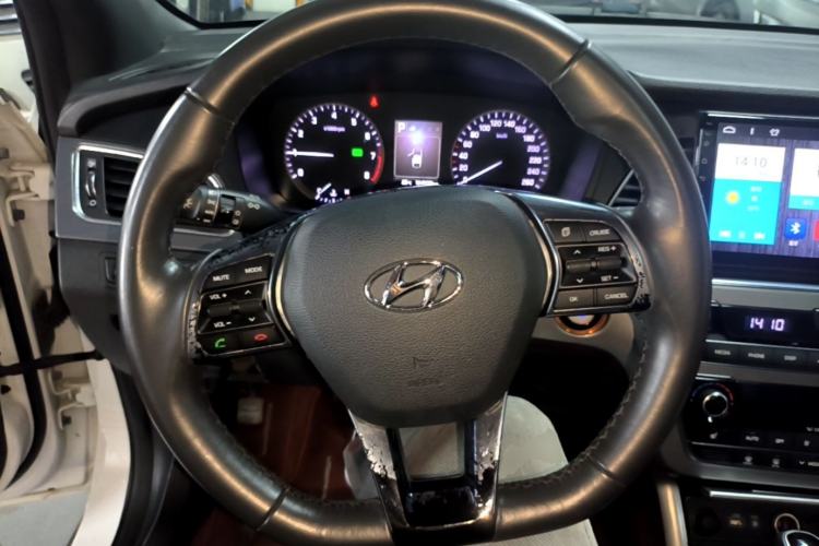 Used Hyundai Sonata 2015 1.6T GLS Smart Model Steering Wheel