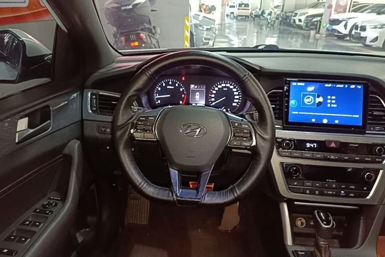 Used Hyundai Sonata 2015 1.6T GLS Smart Model Steering Wheel