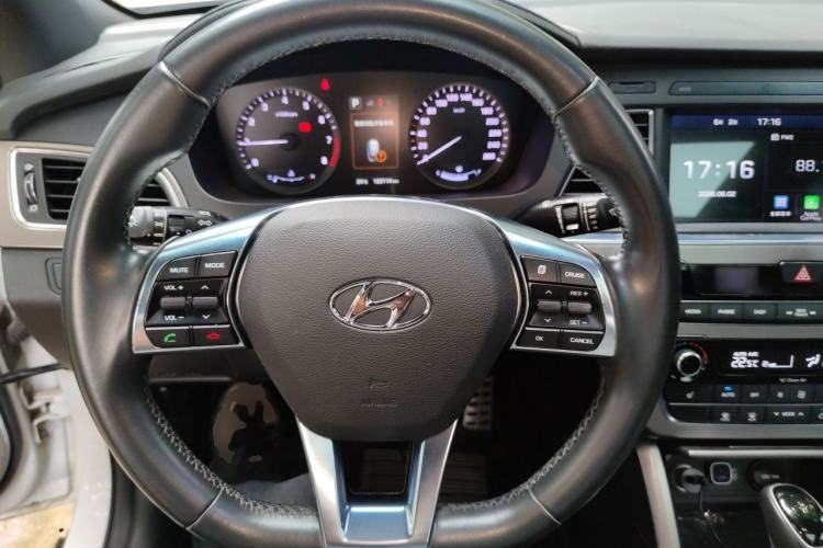 Used Hyundai Sonata 2015 1.6T GLX Advanced Model Steering Wheel