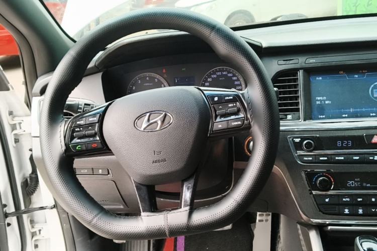Used Hyundai Sonata 2015 1.6T GLS Smart Model Steering Wheel