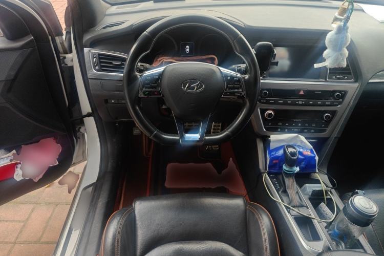 Used Hyundai Sonata 2015 1.6T GLS Smart Model Steering Wheel