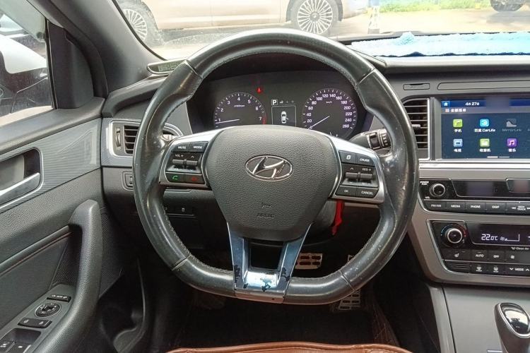 Used Hyundai Sonata 2015 1.6T GLS Smart Model Steering Wheel