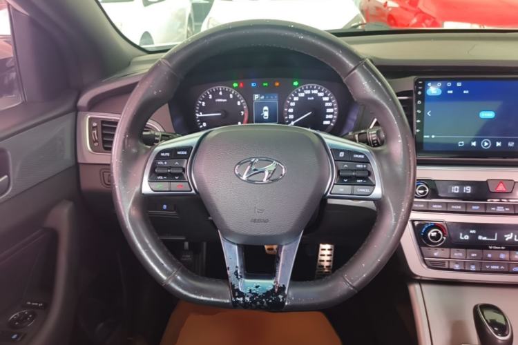 Used Hyundai Sonata 2015 1.6T GLS Smart Model Steering Wheel