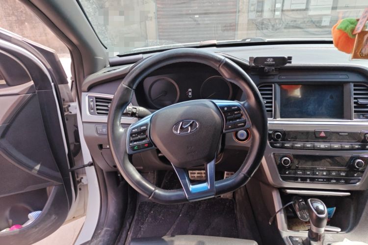 Used Hyundai Sonata 2015 1.6T DLX Prestige Model
