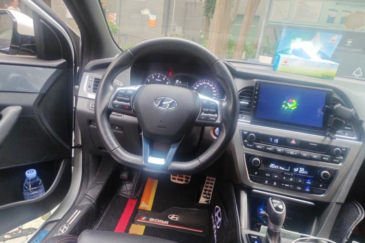 Used Hyundai Sonata 2015 1.6T GLS Smart Model Steering Wheel