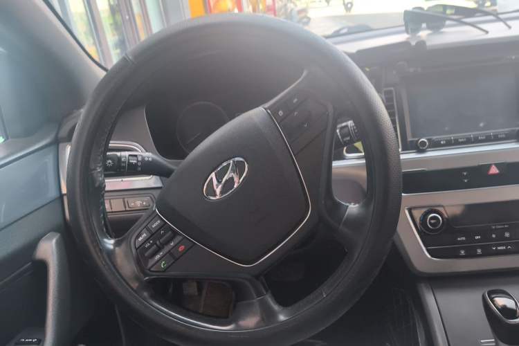Used Hyundai Sonata 2015 1.6T GS Fashion Edition Steering Wheel