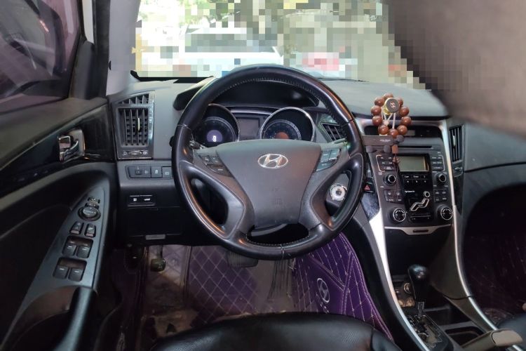 Used Hyundai Sonata 2015 Classic 2.0L Automatic Luxury Edition Steering Wheel