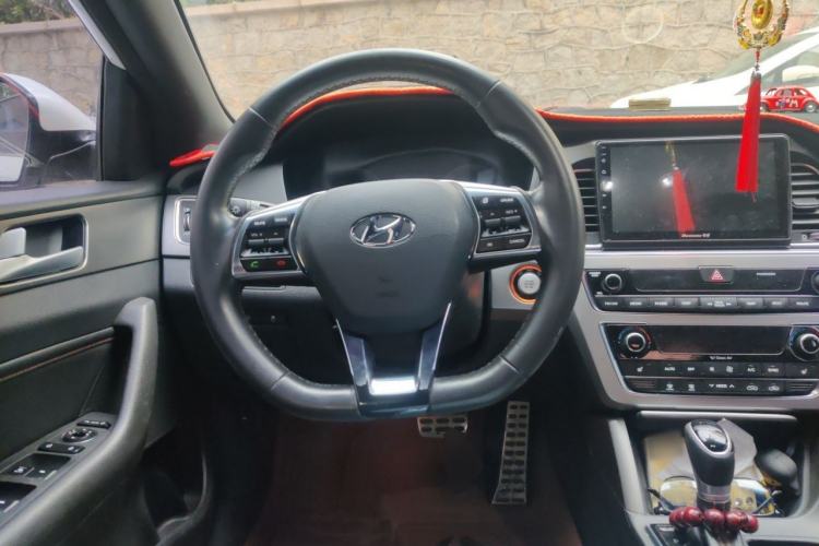 Used Hyundai Sonata 2015 1.6T GLX Advanced Model Steering Wheel