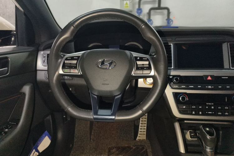 Used Hyundai Sonata 2015 1.6T GLX Advanced Model Steering Wheel