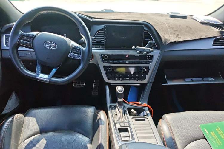 Used Hyundai Sonata 2015 1.6T GLX Advanced Model Steering Wheel