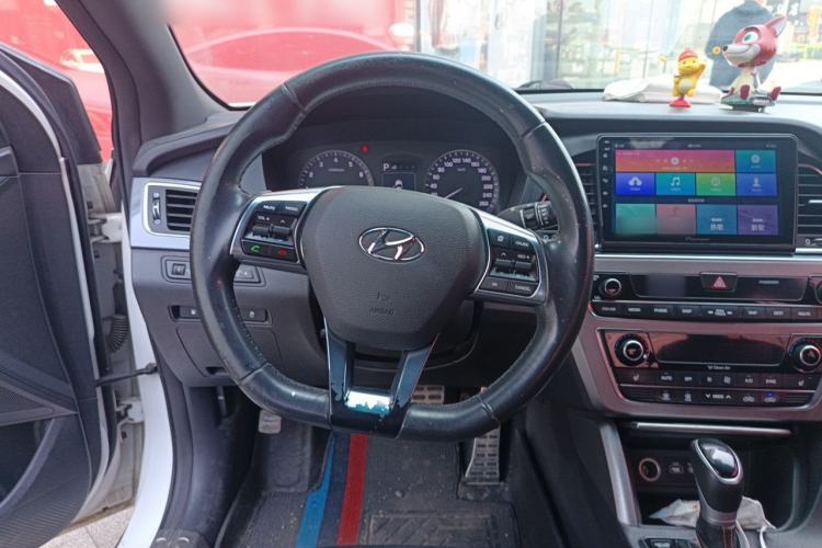 Used Hyundai Sonata 2015 1.6T GLX Advanced Model Steering Wheel