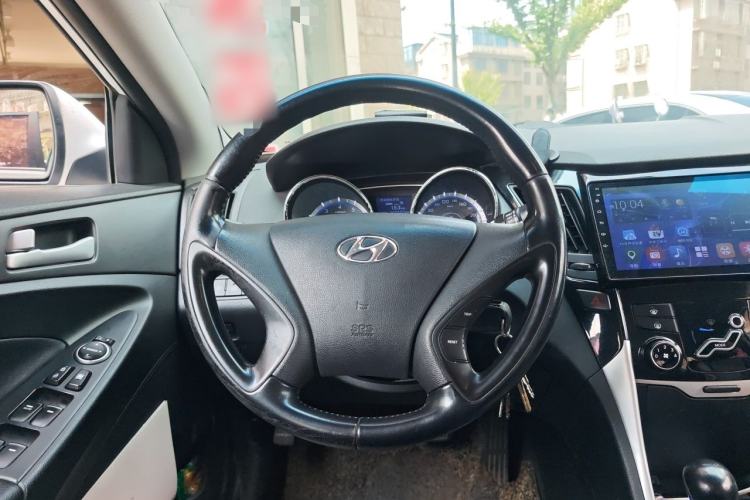 Used Hyundai Sonata 2015 Classic 2.0L Automatic Leading Edition Steering Wheel