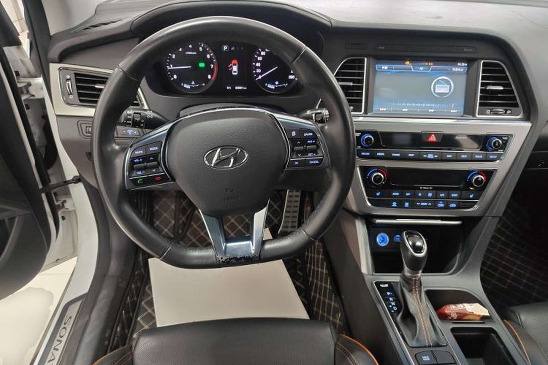Used Hyundai Sonata 2015 1.6T GLX Advanced Model Steering Wheel