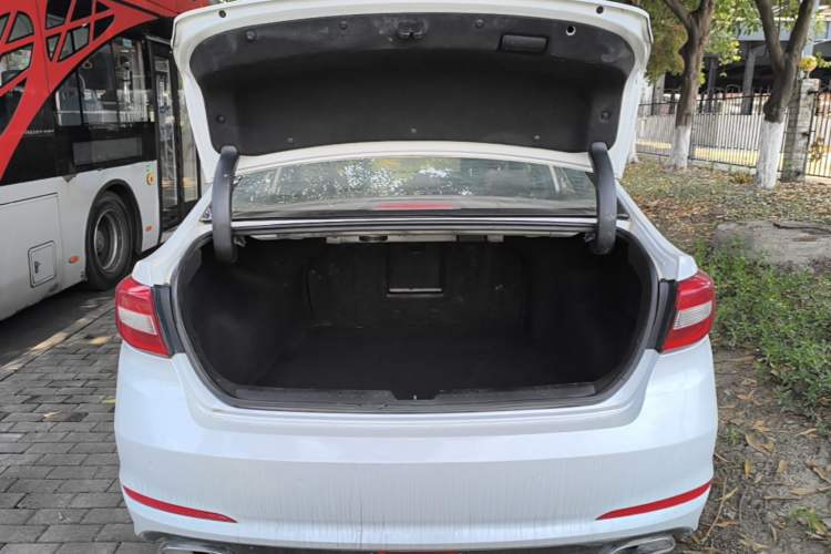 Used Hyundai Sonata 2015 1.6T GLS Smart Model Trunk