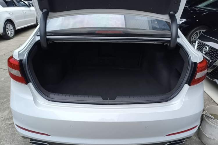 Used Hyundai Sonata 2015 1.6T GLX Advanced Model Trunk