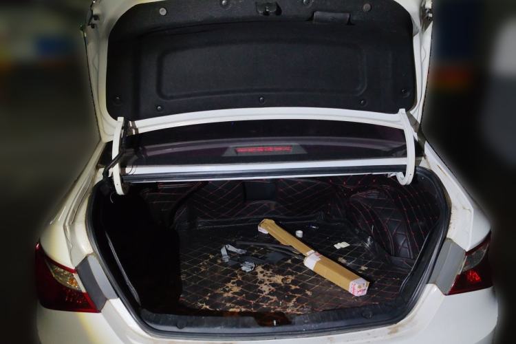Used Hyundai Sonata 2015 Classic 2.4L Automatic Leading Edition China IV Standard Trunk