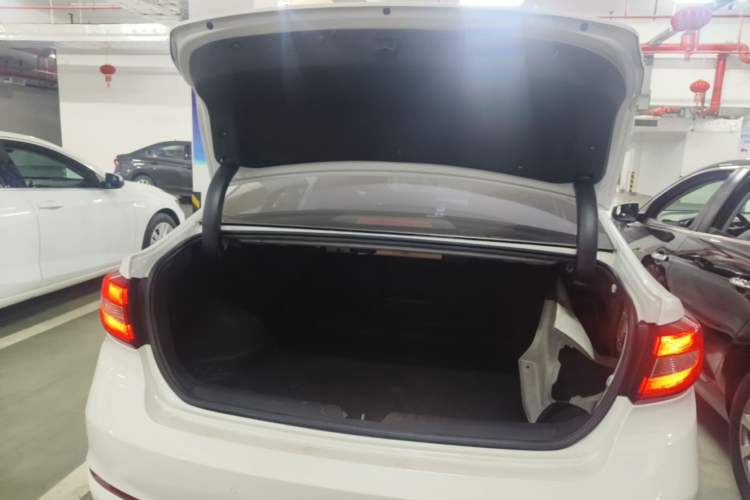 Used Hyundai Sonata 2015 1.6T GLS Smart Model Trunk