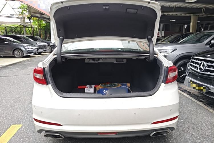 Used Hyundai Sonata 2015 1.6T GLS Smart Model Trunk