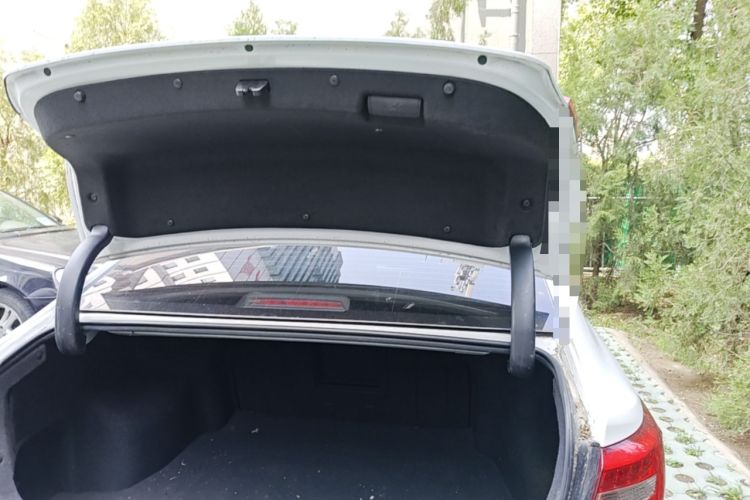 Used Hyundai Sonata 2015 1.6T DLX Prestige Model Trunk