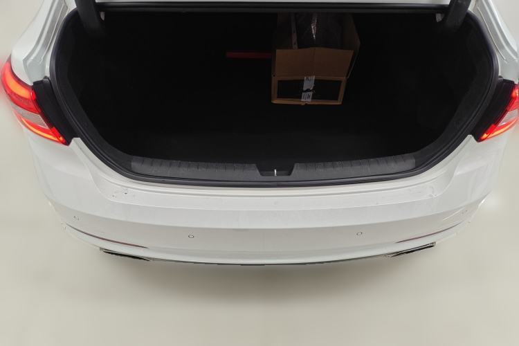 Used Hyundai Sonata 2015 1.6T GLX Advanced Model Trunk