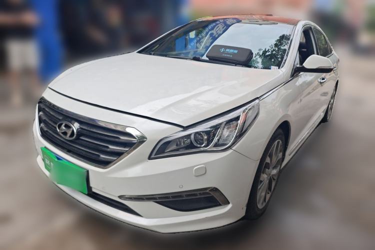 Used Hyundai Sonata 2015 1.6T DLX Prestige Model Guazi used car, China used car export, Used car for sale, Used  cars, Cheapest cars for sale