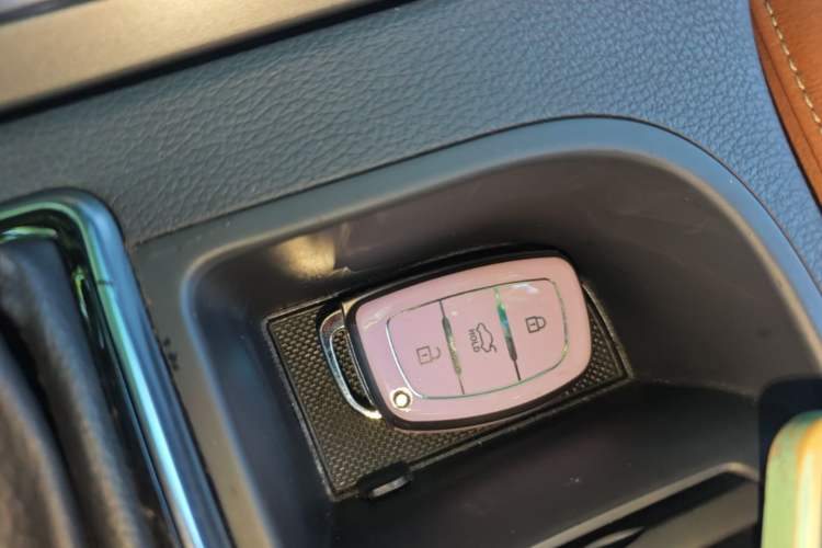 Used Hyundai Sonata 2015 2.4L TOP Flagship Edition Vehicle Key